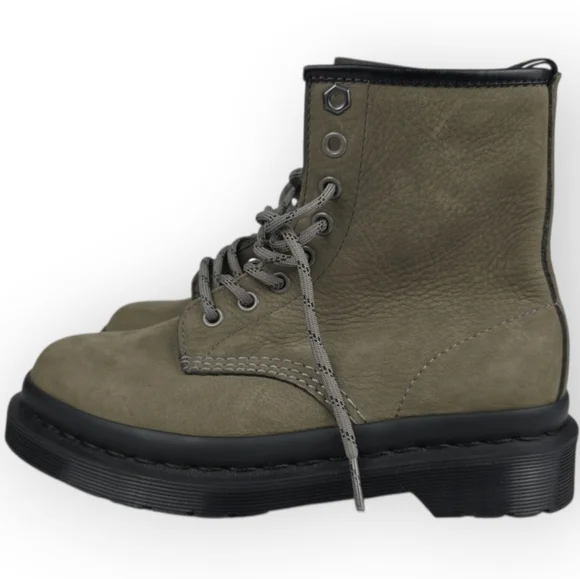 Dr. Martens 1460 Milled Nubuck Leather Ankle Boots Grey US Mens 4 / Womens 5 New